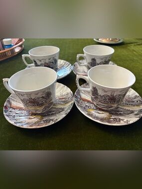 Vintage Yorkshire  Scenic Pattern Teacup and Saucer Set of 4